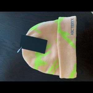 arcteryx grotto toque
